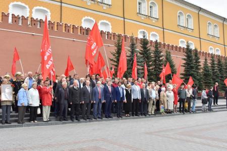 Г.А. Зюганов: «Мы преклоняемся перед мужеством павших героев»