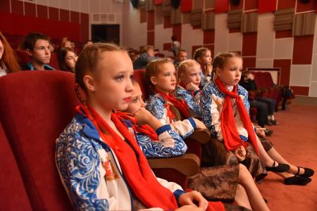 Телеканал «Россия-1»: Председатель ЦК КПРФ принял участие в работе конкурса «Земля талантов»