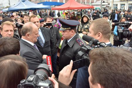 Директор центрального рынка в Иркутске отстранен от должности, из Москвы вылетает спецгруппа полицейских для расследования инцидента