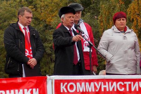 Краевой митинг в Барнауле, посвященный поддержке села, принял резолюцию с требованием отставки Путина