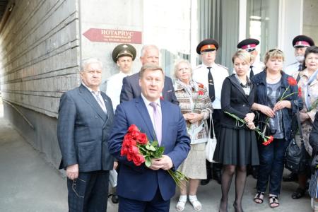 В Новосибирске открыли памятную доску Герою Советского Союза, коммунисту Леониду Пономаренко