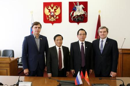 Мосгордуму посетила делегация Ханоя