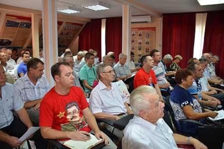 В Ростове коммунисты обсудили вопросы подготовки к выборам