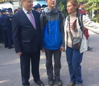 Новосибирск. Анатолий Локоть принял участие в открытии уличной фотовыставки «Вызов Северному полюсу!»