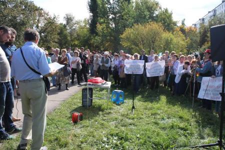 Жители столичного района Солнцево против незаконной стройки!