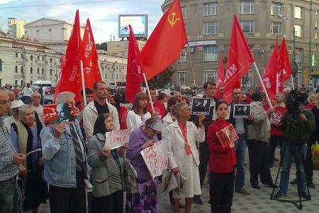 В Воронеже прошли массовые акции за кандидатов от КПРФ и честные выборы