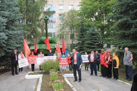 Псковская область. Жители Невельского района провели акцию протеста против взносов в Фонд капитального ремонта