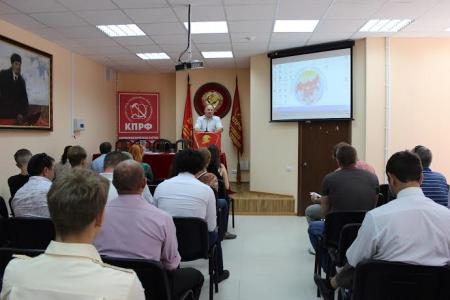 Сталинградские комсомольцы избрали нового лидера