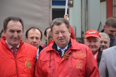 Сорок первый гуманитарный конвой отправила КПРФ в Новороссию