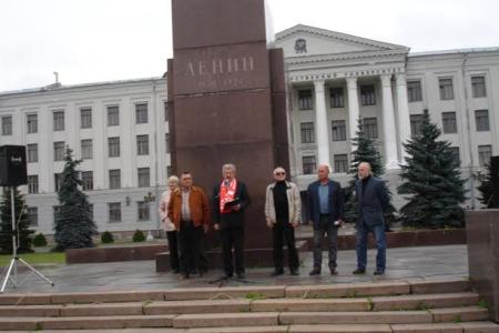 В Пскове прошел митинг протеста против взносов на капремонт