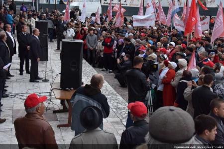 Д.Г. Новиков: «Похоже, что с приездом Г.А. Зюганова в Иркутскую область паника среди тех, кто противостоит С.Г. Левченко, достигла пика»