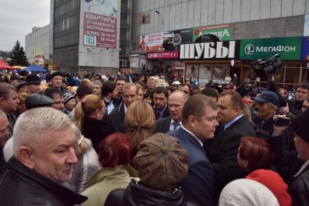 Директор центрального рынка в Иркутске отстранен от должности, из Москвы вылетает спецгруппа полицейских для расследования инцидента
