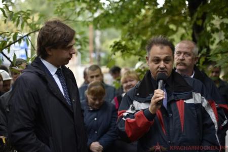 «Главмосстрой» кормит рабочих завтрашней зарплатой