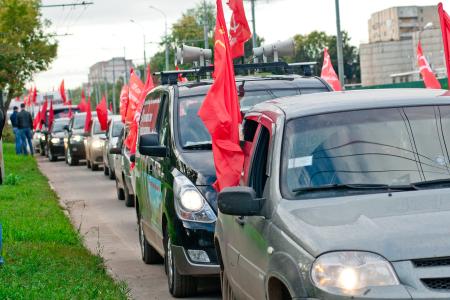 Коммунисты проводят агитпробег по Марий Эл