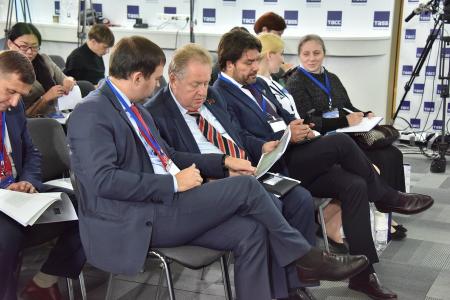 Г.А. Зюганов: "Мы намерены все сделать для того, чтобы страна могла проводить честные, демократические, нормальные выборы"