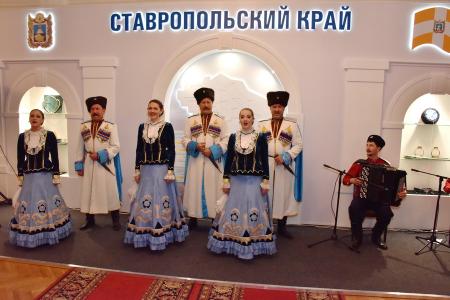 Г.А. Зюганов принял участие в открытии выставки, посвященной Ставропольскому краю