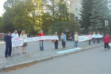 В Калининграде состоялся пикет обманутых дольщиков