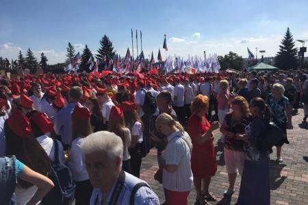 Депутат-коммунист В.И. Бессонов принял участие в мероприятиях в Донецке, посвященных Дню освобождения Донбасса от немецко-фашистских захватчиков