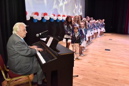 Телеканал «Россия-1»: Председатель ЦК КПРФ принял участие в работе конкурса «Земля талантов»