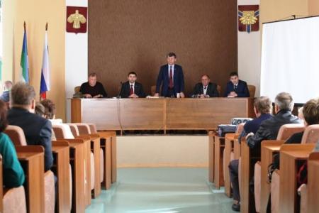Д.Г. Новиков проводит встречи с избирателями Республики Коми