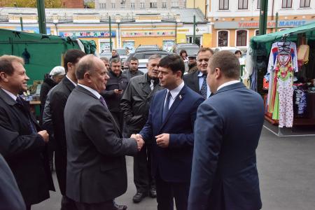 Директор центрального рынка в Иркутске отстранен от должности, из Москвы вылетает спецгруппа полицейских для расследования инцидента
