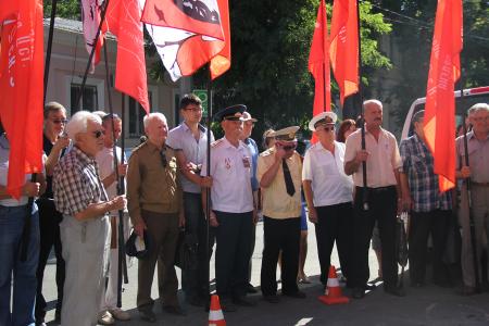 Власти Симферополя чинят коммунистам препятствия в проведении протестных уличных мероприятий