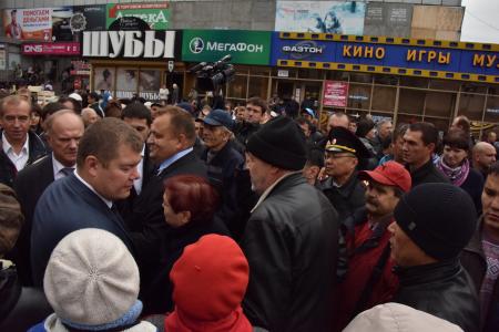 Директор центрального рынка в Иркутске отстранен от должности, из Москвы вылетает спецгруппа полицейских для расследования инцидента