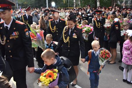 «С первым шагом в эту удивительную жизнь!»