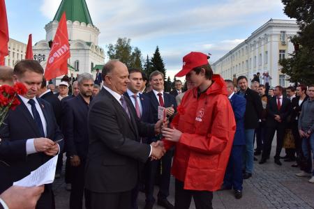 Видеорепортаж КПРФ.ТВ о визите Г.А.Зюганова в Нижний Новгород