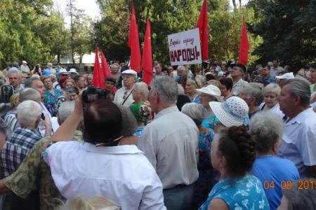«Главное — это воля народа!». В Керчи прошёл массовый митинг протеста с участием первого секретаря Крымского рескома КПРФ О.А. Соломахина