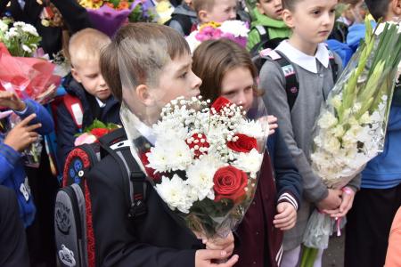 «С первым шагом в эту удивительную жизнь!»