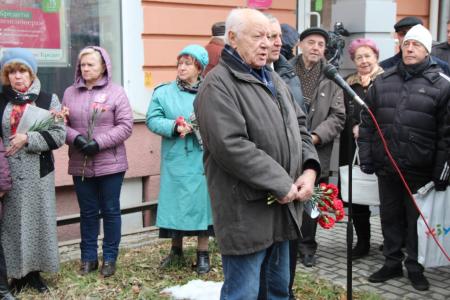 В Челябинске открыта мемориальная доска первому секретарю обкома КПСС Н.Н. Родионову