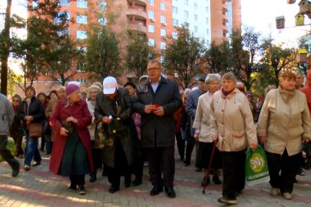 Депутаты-коммунисты провели встречу с пенсионерами в городе Химки Московской области