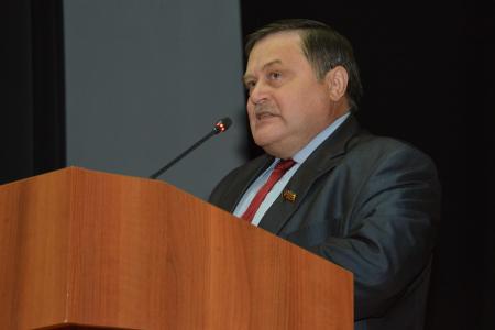 16 октября в Подмосковье открылся семинар-совещание партийного актива КПРФ