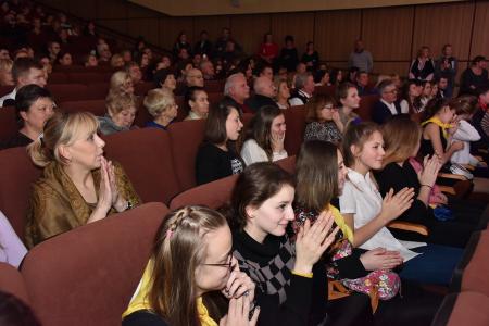 В Москве прошел концерт, посвящённый 97-й годовщине создания ВЛКСМ