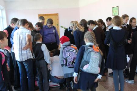 Белгородская область. Комсомольцы Белгородского района продолжают проводить открытые уроки о Знамени Победы