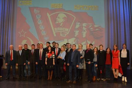 Г.А. Зюганов принял участие в торжественном вечере, посвященном 97-ой годовщине со дня основания Ленинского Комсомола
