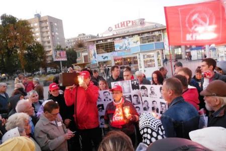«Не забудем! Не простим!». Памятные акции в Саратовской области