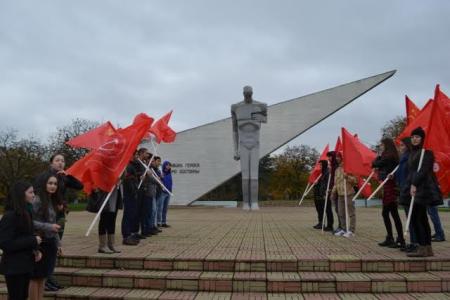 29 октября коммунисты Кабардино-Балкарии вместе с комсомольцами республики отметили День рождения комсомола