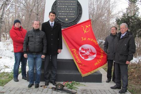 Лидер алтайских комсомольцев Николай Наздрачев поздравил с Днем комсомола коллег-депутатов на сессии АКЗС