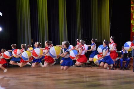 В Москве прошел концерт, посвящённый 97-й годовщине создания ВЛКСМ