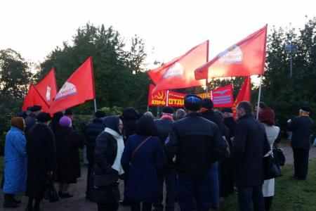 В Санкт-Петербурге прошел массовый митинг солидарности с сирийским народом