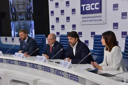 Сирийский фронт проходит через Россию