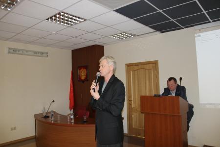 Калининград. Коммунисты приняли участие в работе круглого стола, посвященного проблемам садоводов и закону о капитальном ремонте