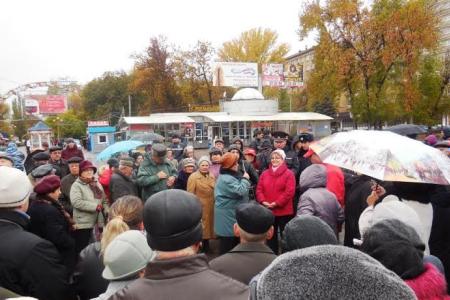 Ольга Алимова встретилась с саратовцами