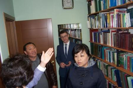 Казань. Депутаты-коммунисты приняли гостей из КНДР