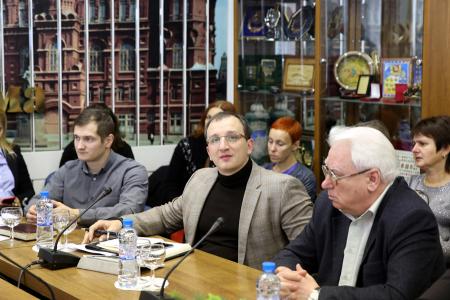 «Активный гражданин» - очередное звено уничтожения народовластия. Круглый стол фракции КПРФ в МГД