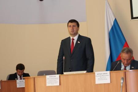 Олег Лебедев провел экологические слушания в Верховном Совете Республики Хакасия