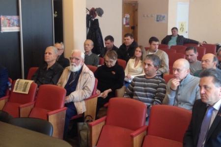 Депутат Госдумы А.П. Тарнаев проводит встречу с вновь избранными депутатами-коммунистами города Дзержинск Нижегородской области