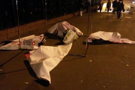 В Москве мигранты устроили бандитское нападение на пункт сбора подписей против поборов на капремонт